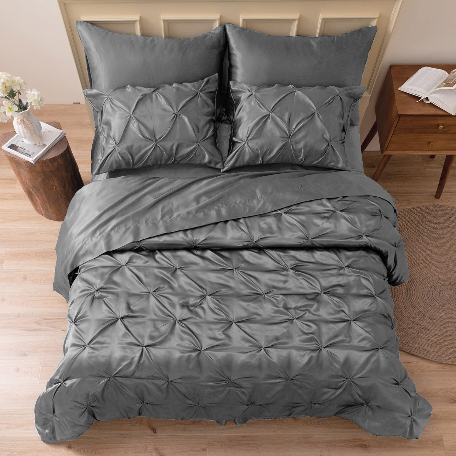 MR&HM Satin Comforter Queen 7 Pieces - Luxurious Pinch Pleat Bedding Set with Comforter, Flat Sheet, Fitted Sheet, Pillowcases & Shams, Super Silky Soft Bed Set for All Season (Queen, Black)