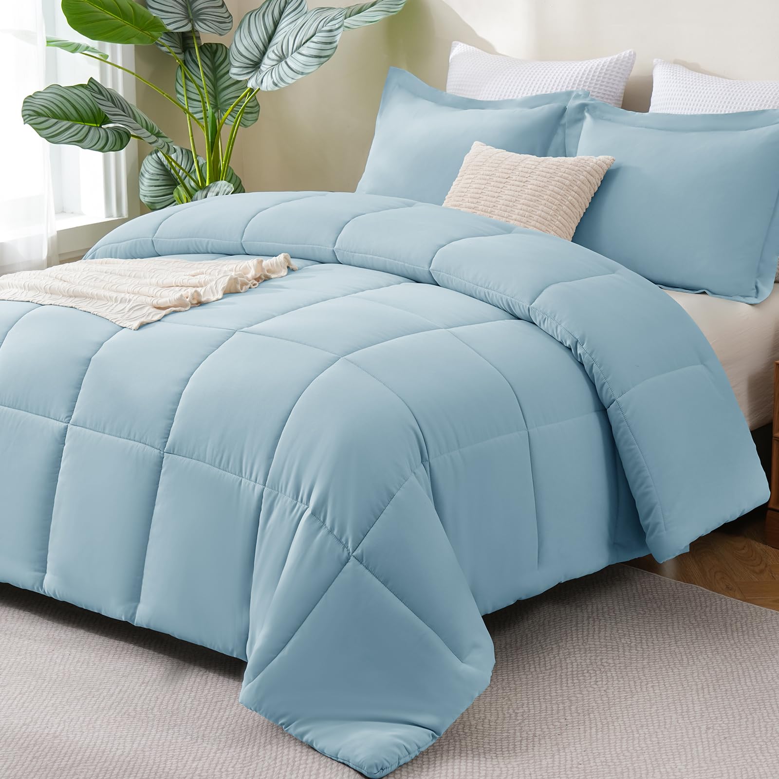 CozyLux Queen Comforter Set Black - 270GSM 3 Pieces Box Stitched Comforters Queen Size, Soft Bed Set for All Seasons, Lightweight Bedding Sets with 1 Down Alternative Comforter and 2 Pillow Shams