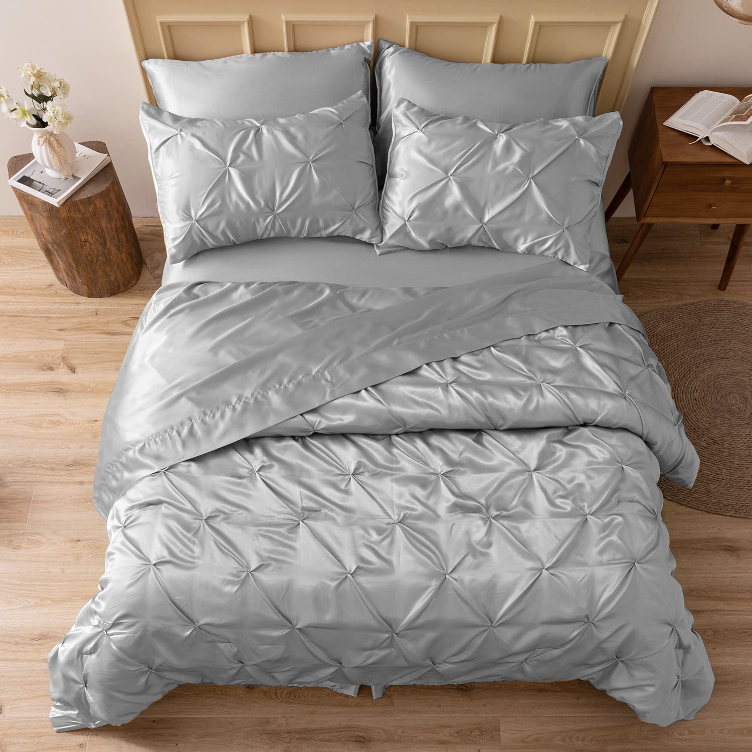 MR&HM Satin Comforter Queen 7 Pieces - Luxurious Pinch Pleat Bedding Set with Comforter, Flat Sheet, Fitted Sheet, Pillowcases & Shams, Super Silky Soft Bed Set for All Season (Queen, Black)